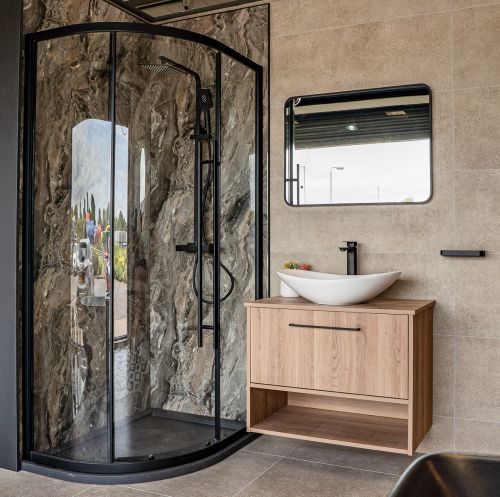 Vantage 1000 x 800mm Single Door Offset Quadrant Shower Enclosure - Black (21425)