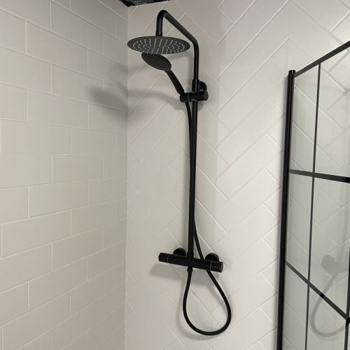 Eliseo Ricci Noir Curve Plus Thermostatic Rain Shower - Black (11106)