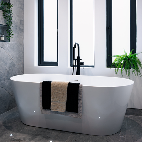 Viktor Benson Cancun 1700mm Freestanding Double Ended Bath & White Waste