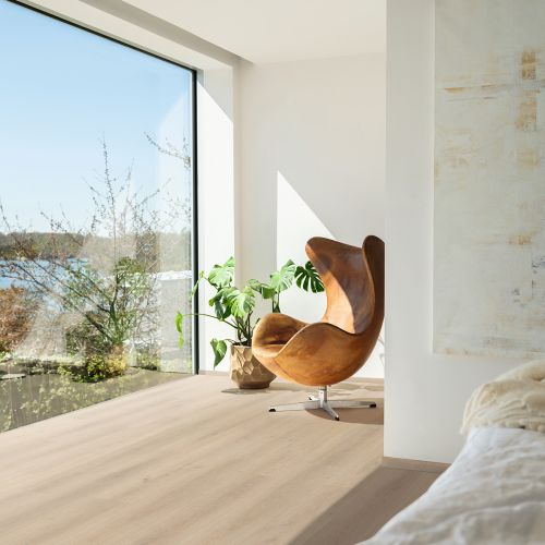 Pergo Waterproof Vinyl Flooring - Namsen Pad Pro White Norwegian Oak - 1251mm x 189mm - 2.128m2 per pack (21012)